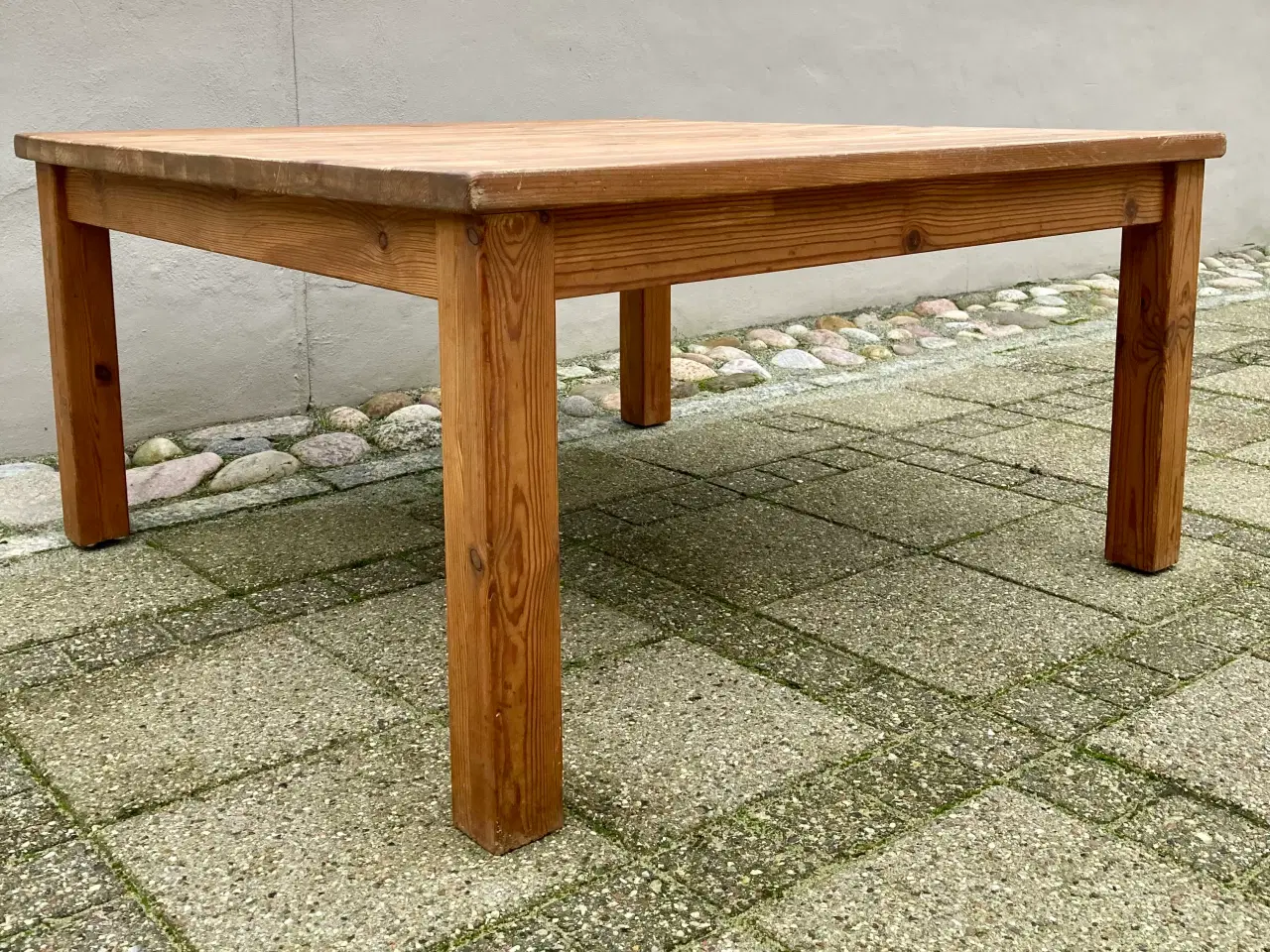 Billede 2 - 70’er sofabord i massiv fyrretræ med flot patina