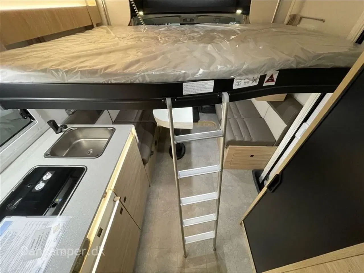 Billede 26 - 2026 - Chausson 797 Ultimate Line   Chausson 797 Ultimate Line, 140 HK, 8-trins automatgearkasse, solcelle. sænkeseng, alu.fælge og adaptiv fartpilot