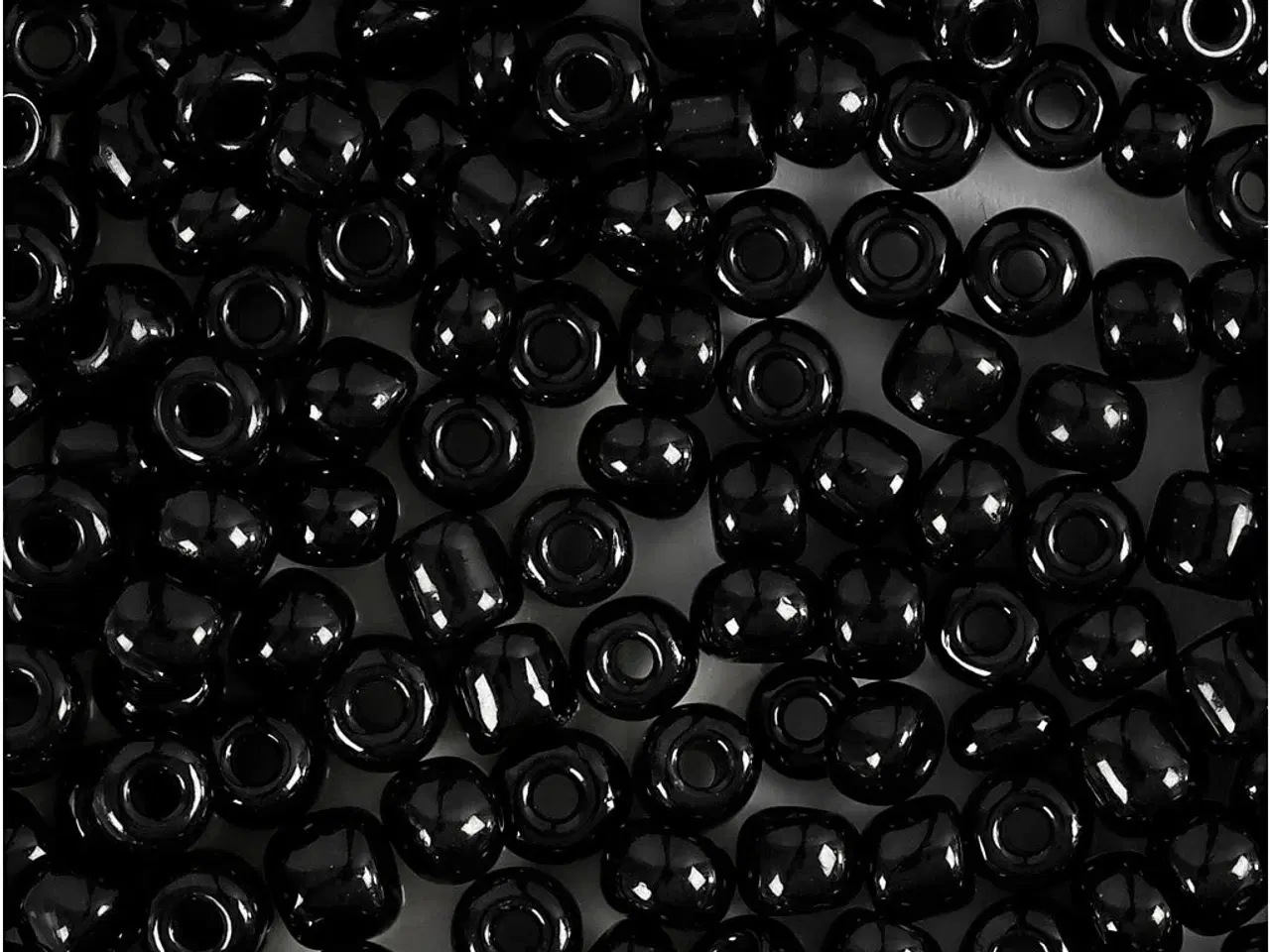 Billede 1 - Rocaiperler, diam. 4 mm, str. 6/0, hulstr. 0,9-1,2 mm, sort, 25g/ 1 pk.