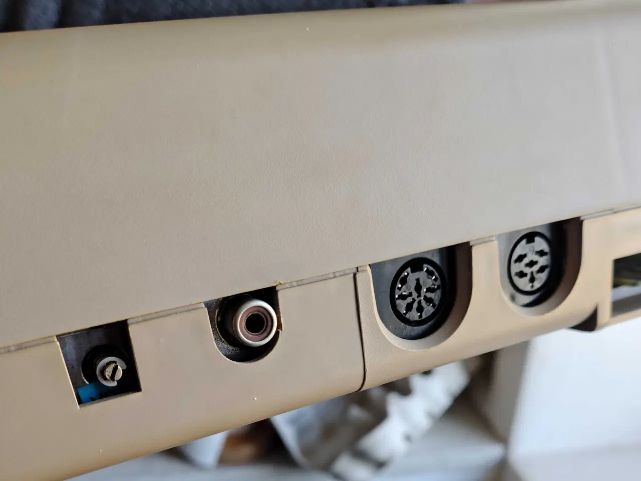 Billede 12 - Retro-perle: Commodore 64 i original kasse