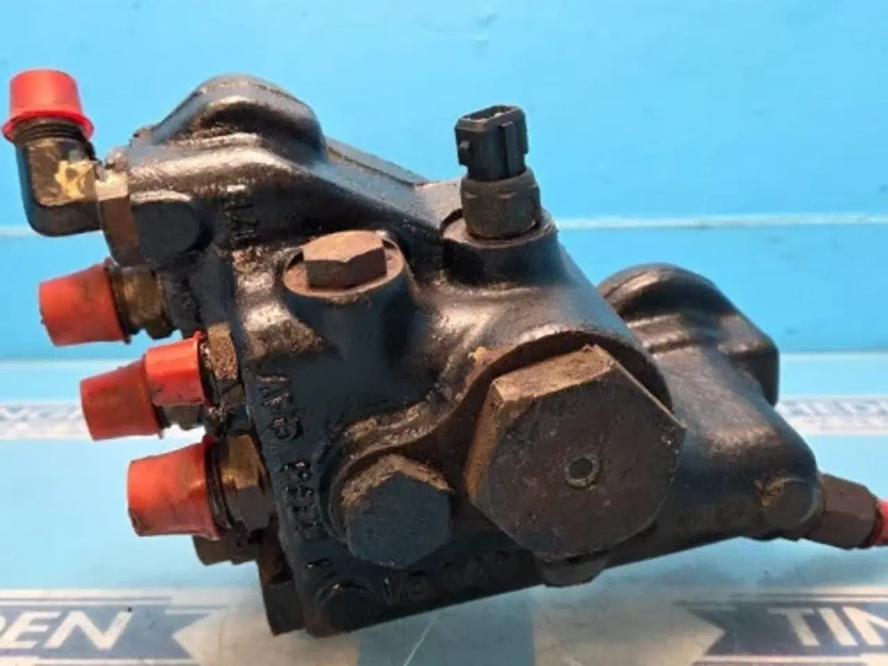 Billede 6 - Massey Ferguson 6260 Trykvalve 3792503M11