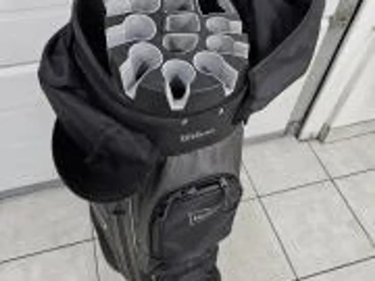 Billede 3 - Wilson Staff Vognbag
