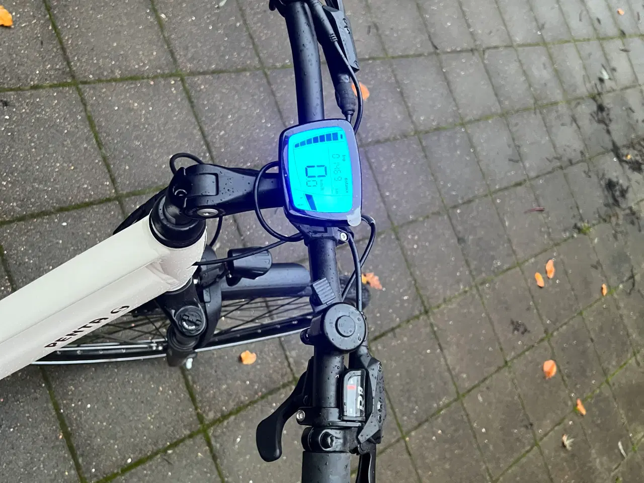 Billede 6 - El-cykel KUN 147 km