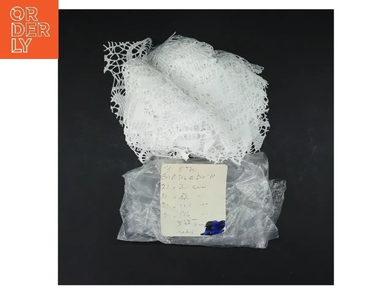 Billede 1 - Hvide bordløbere (str. 21x30 & 21x82 & 21x114 & 21x146 cm)