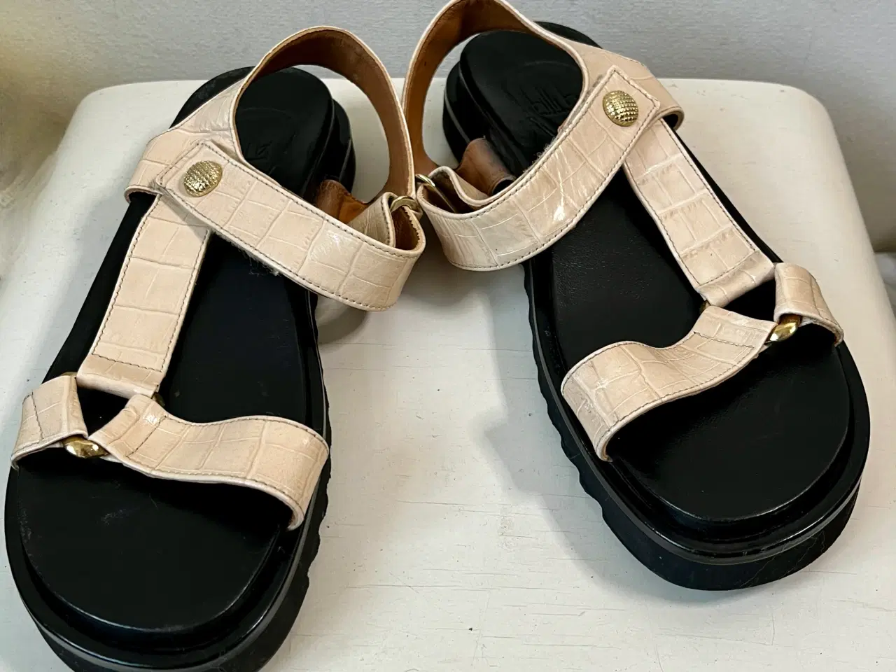 Billede 1 - Billi Bi, sandaler, str 38