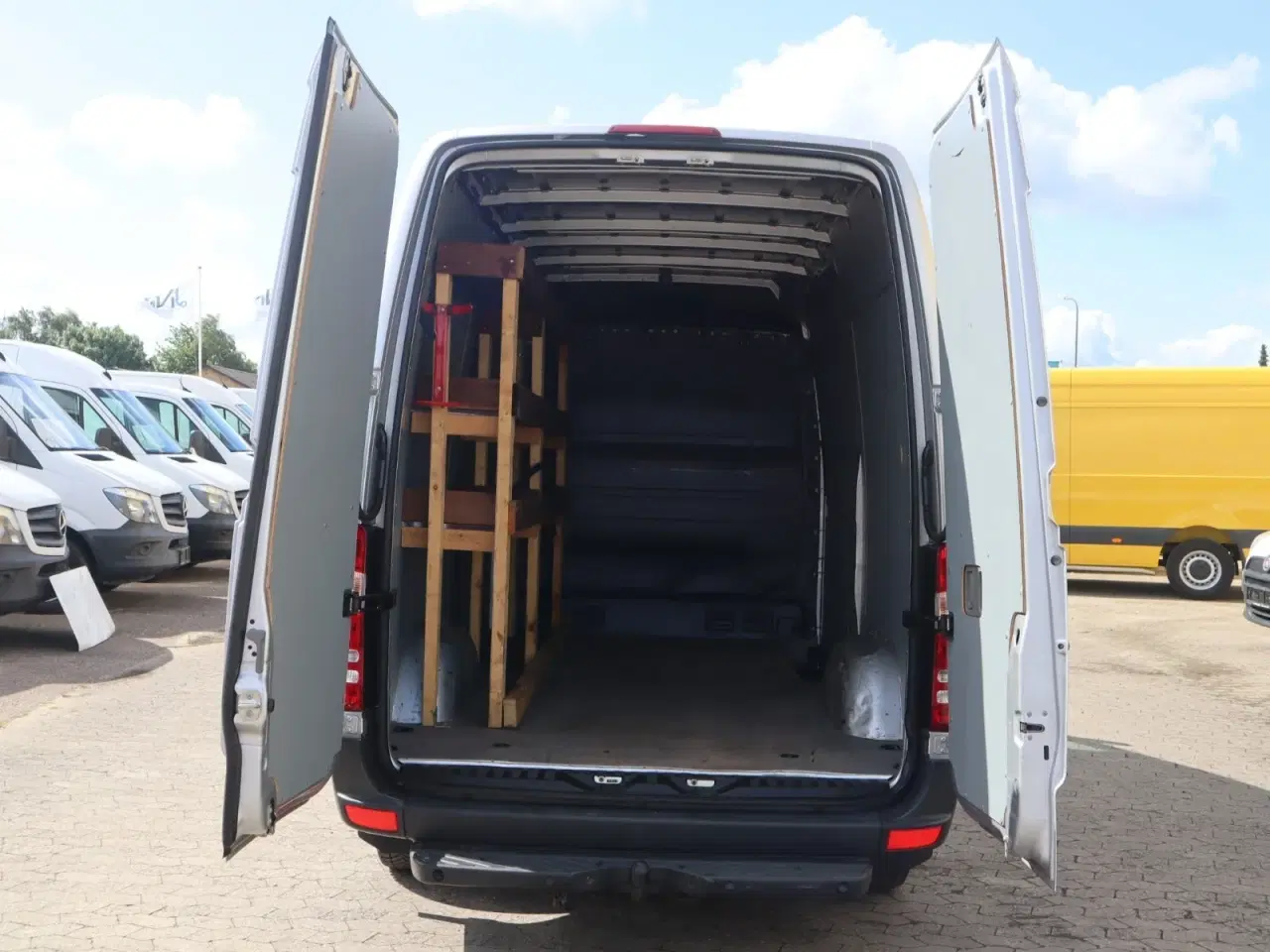 Billede 10 - Mercedes Sprinter 319 3,0 CDi R2 Kassevogn aut.