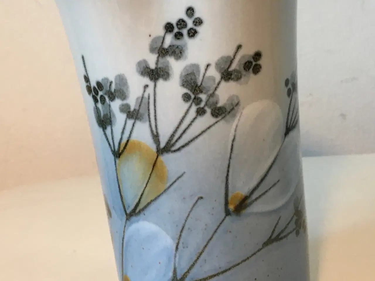 Billede 1 - Royal Copenhagen, vase med blomster
