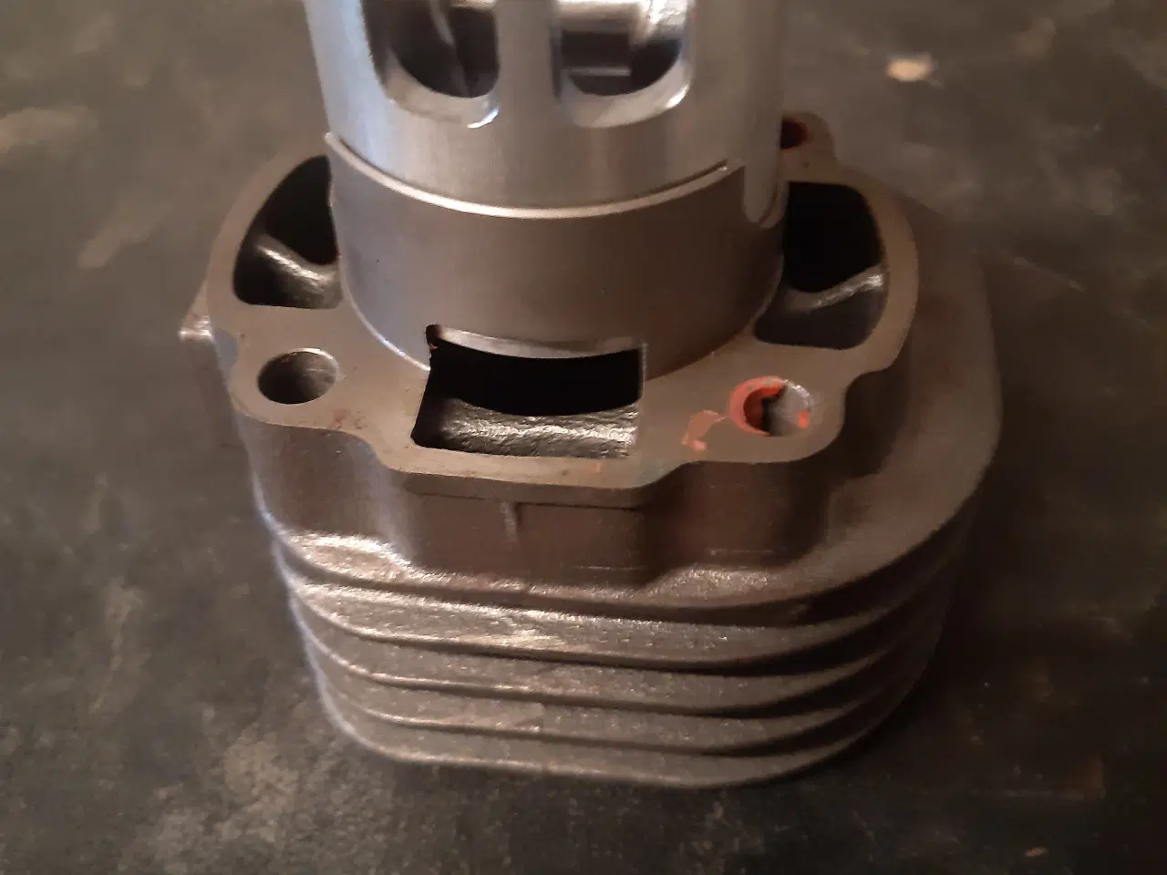 Billede 3 - Cylinder til scooter 2 t