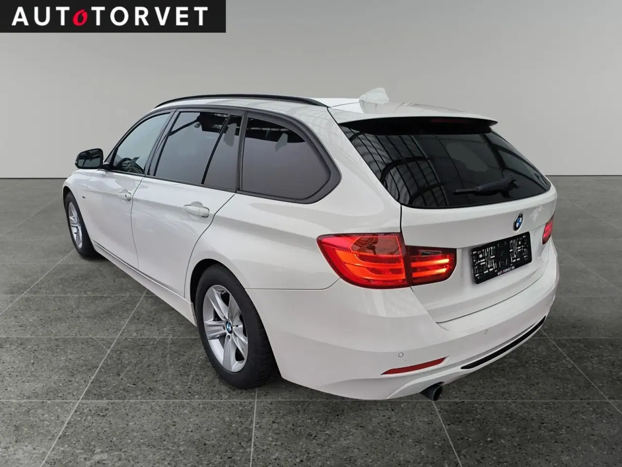 Billede 4 - BMW 320d 2,0 Touring Sport Line aut.