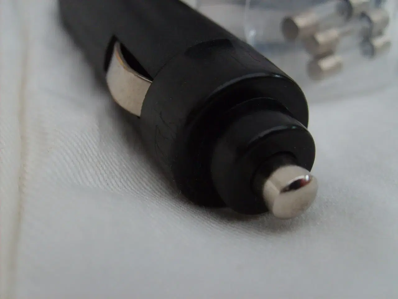 Billede 4 - Cigartænder-adapter 12V med 2 m kabel
