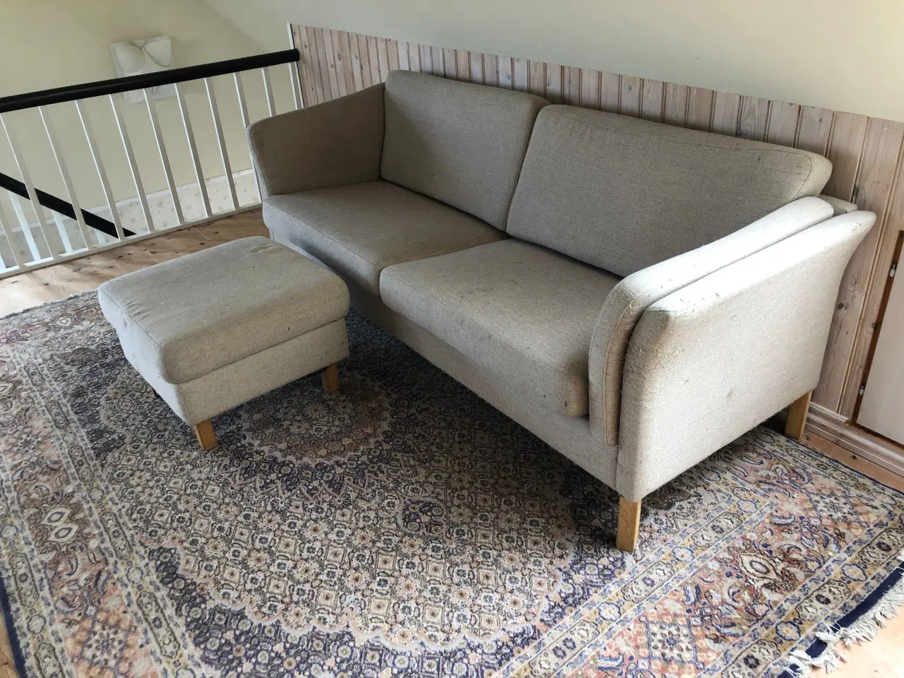 Billede 8 - Sofa med fodskammel i klassisk dansk design