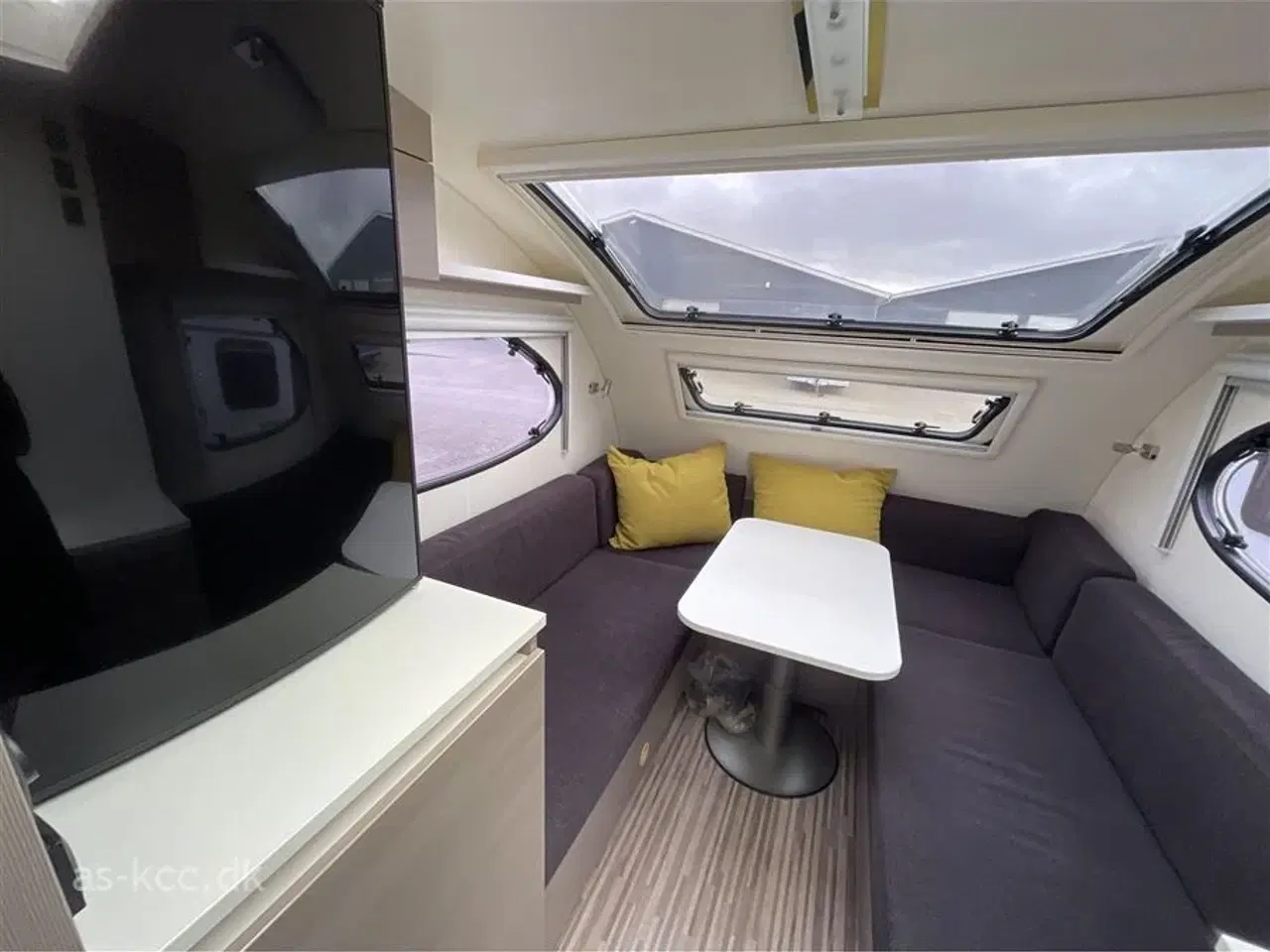 Billede 8 - 2013 - Adria Action 361 LH   Adria Action 361 LH årg. 2013 3 sovepladser 5 siddepladser Walker fortelt.