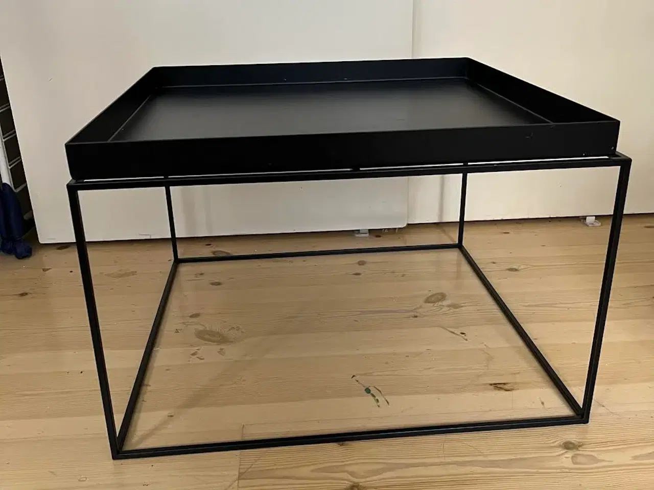 Billede 1 - HAY sofabord, Tray. sort, mål 60 x 60 cm x H 39 cm