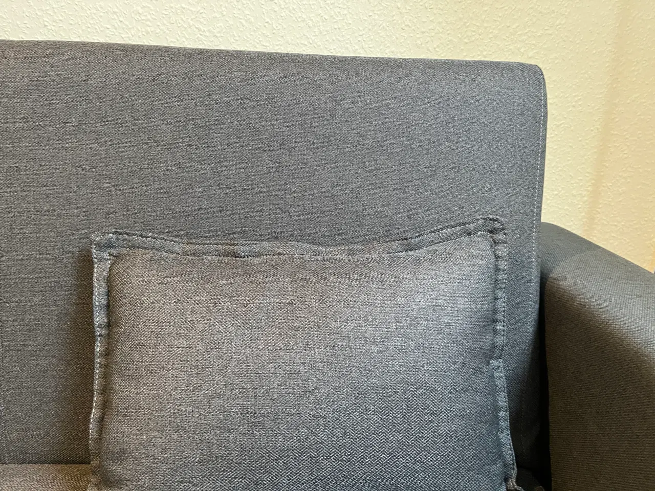 Billede 3 - Sovesofa i lækkert stof