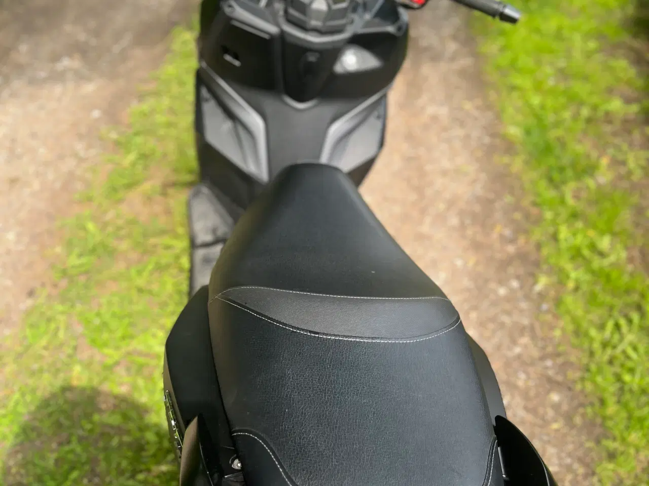 Billede 9 - Scooter SYM Jet 14 E5 EFI mat sort. 
