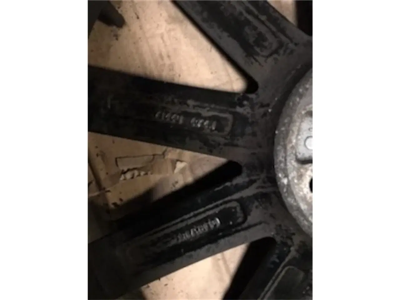 Billede 11 - Originale 4 stk. VOLVO 20x9,5" alu fælge med dæk.