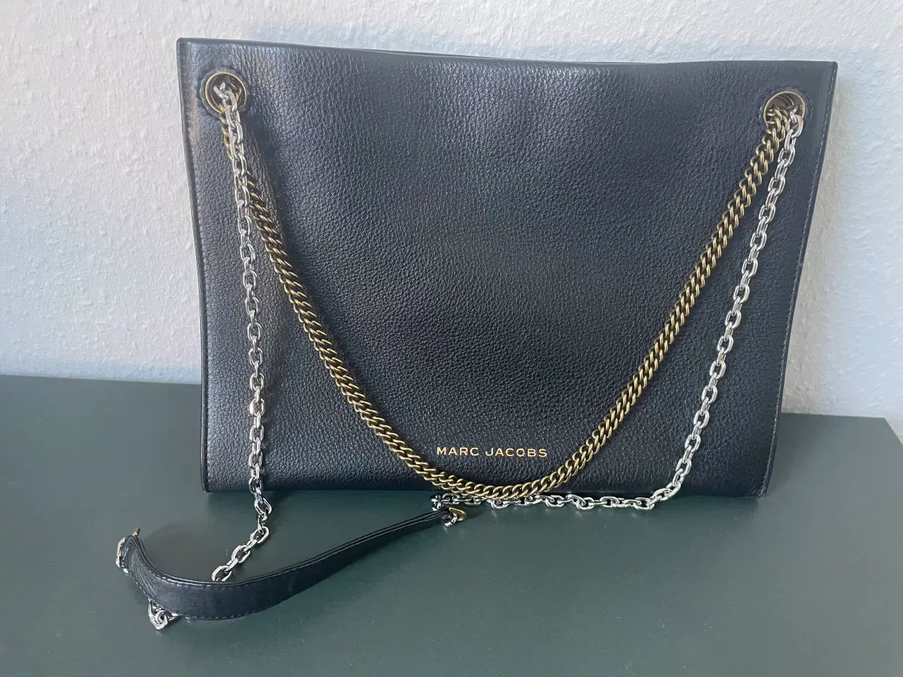 Billede 1 - Marc Jacobs sort skuldertaske 