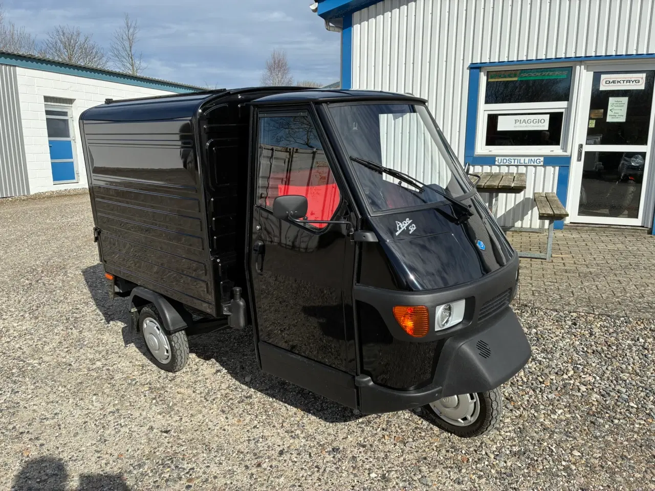 Billede 1 - Ape Van  Lille knallert