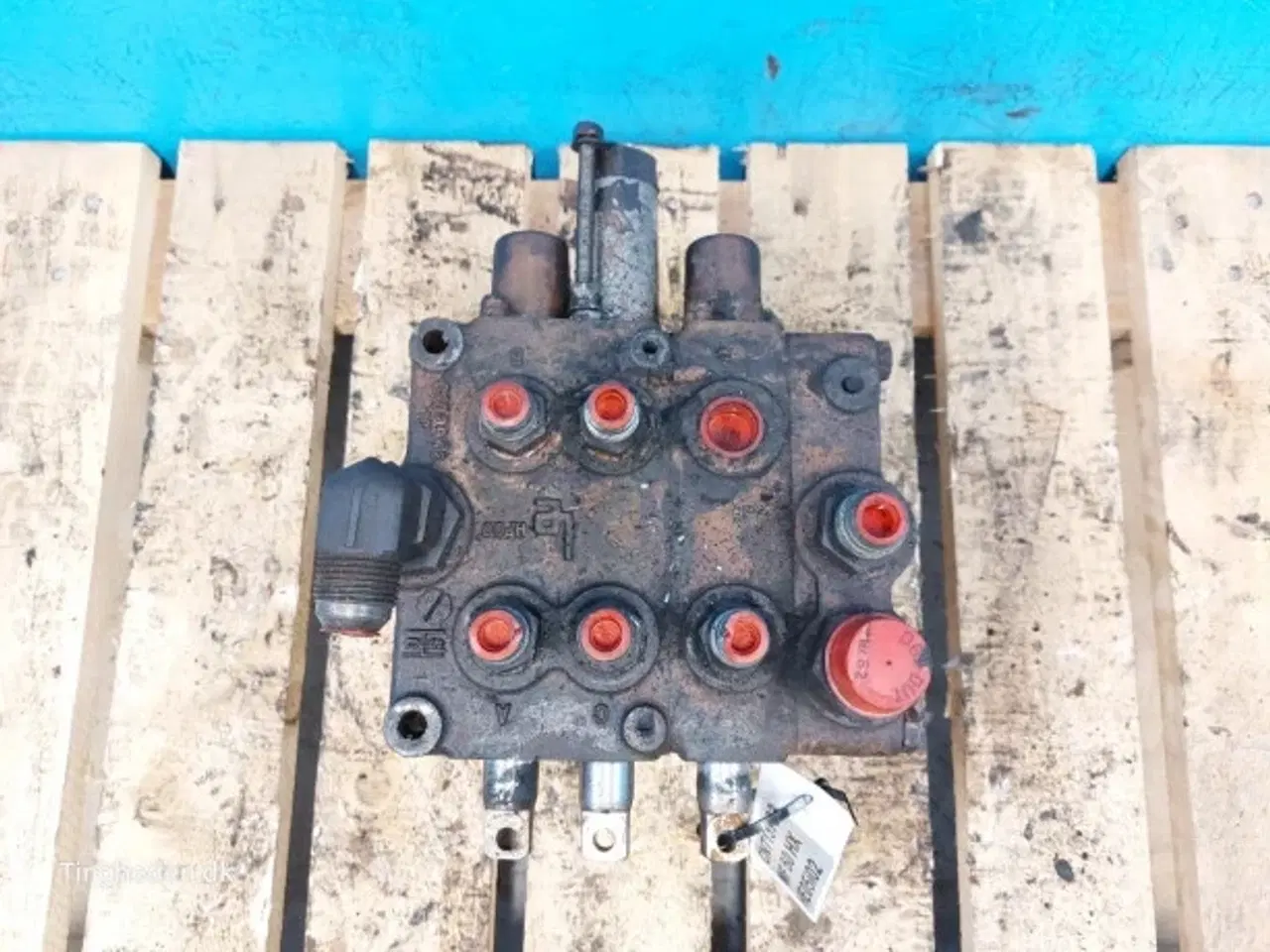 Billede 9 - Massey Ferguson 50HX Ventilblok 1470264M92