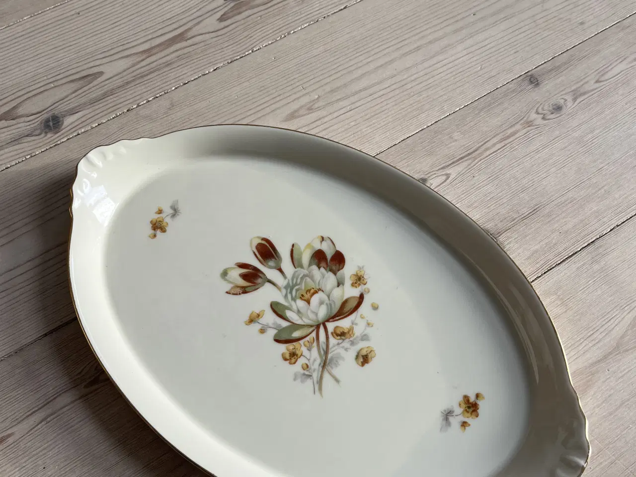 Billede 1 - Fad med blomster