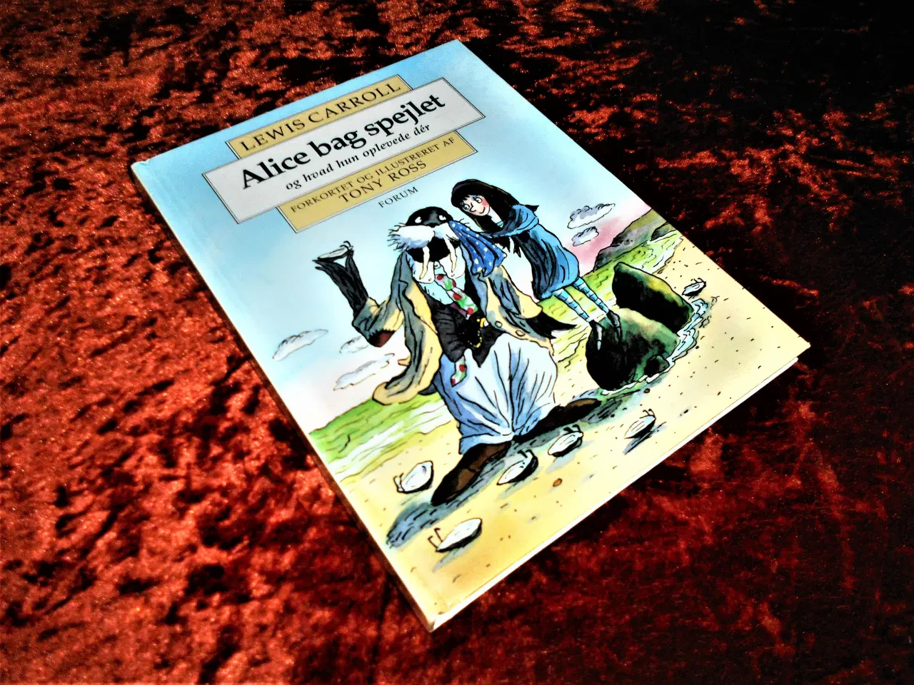 Billede 1 - Alice bag spejlet, Lewis Carroll