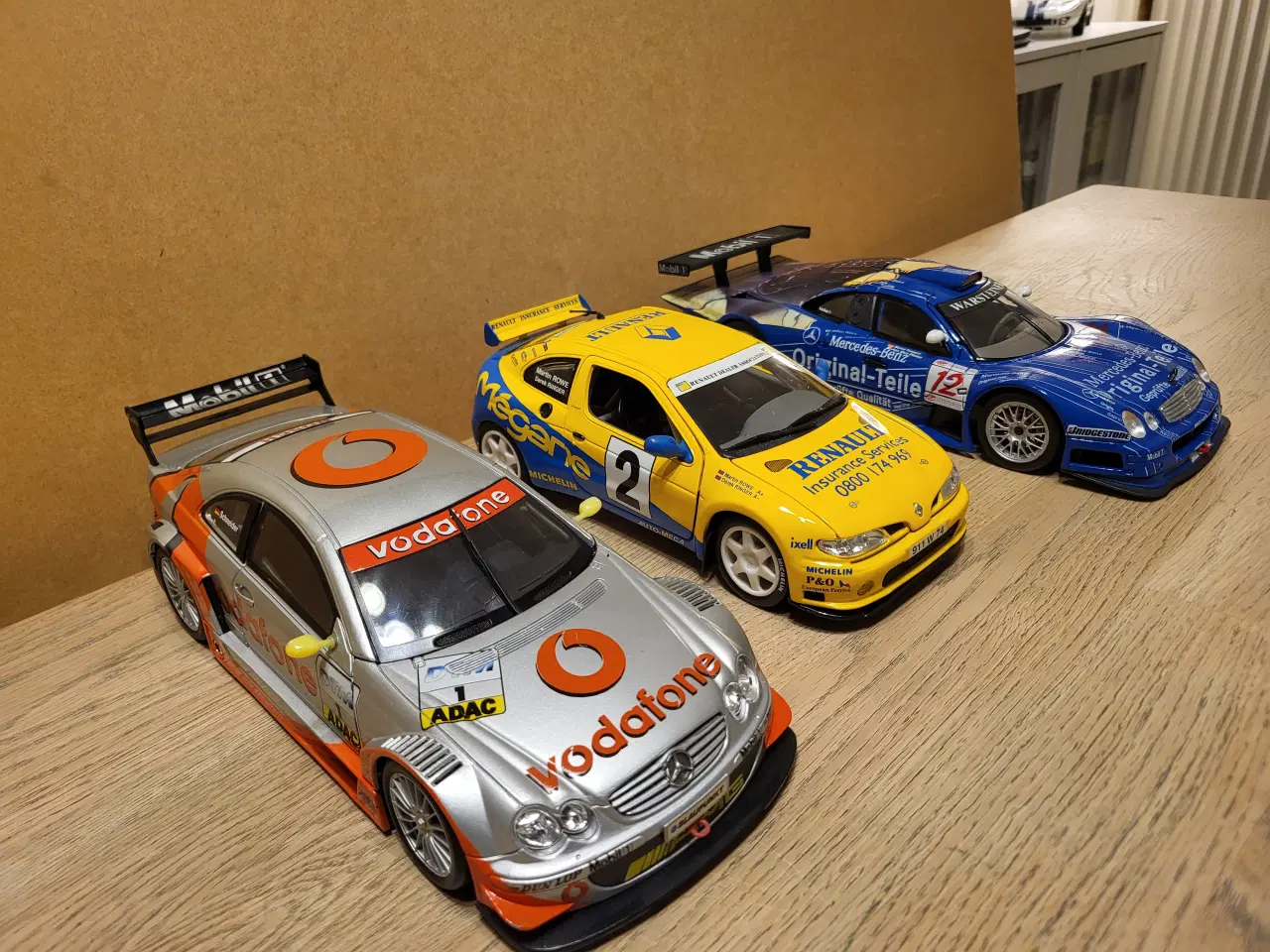 Billede 6 - Modelbiler 3 stk. 600 kr. 1:18