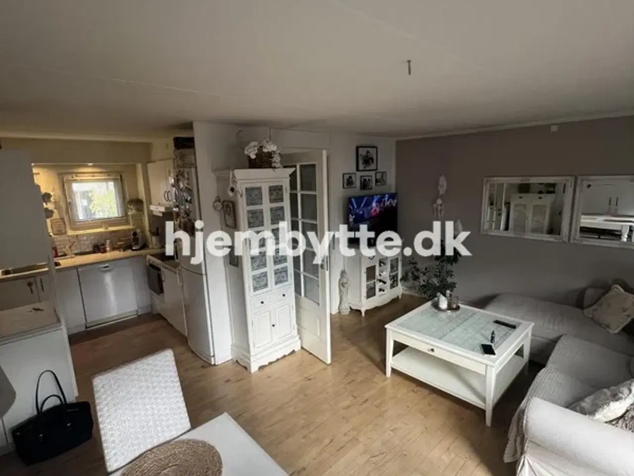 Billede 7 - Hjembytte - Perikumhaven