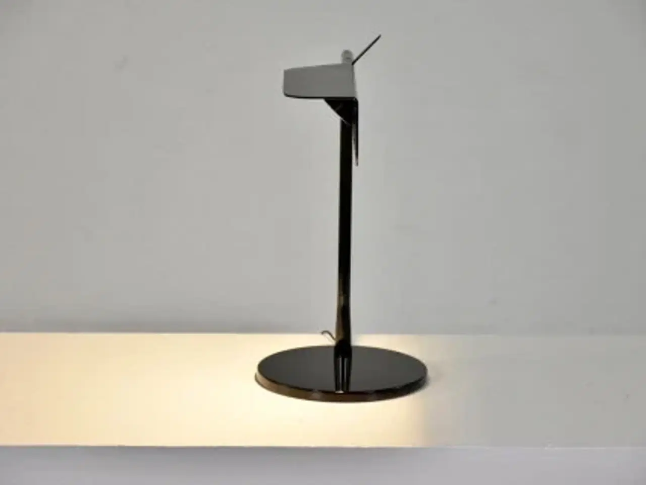 Billede 10 - Flos tab table lampe i sort