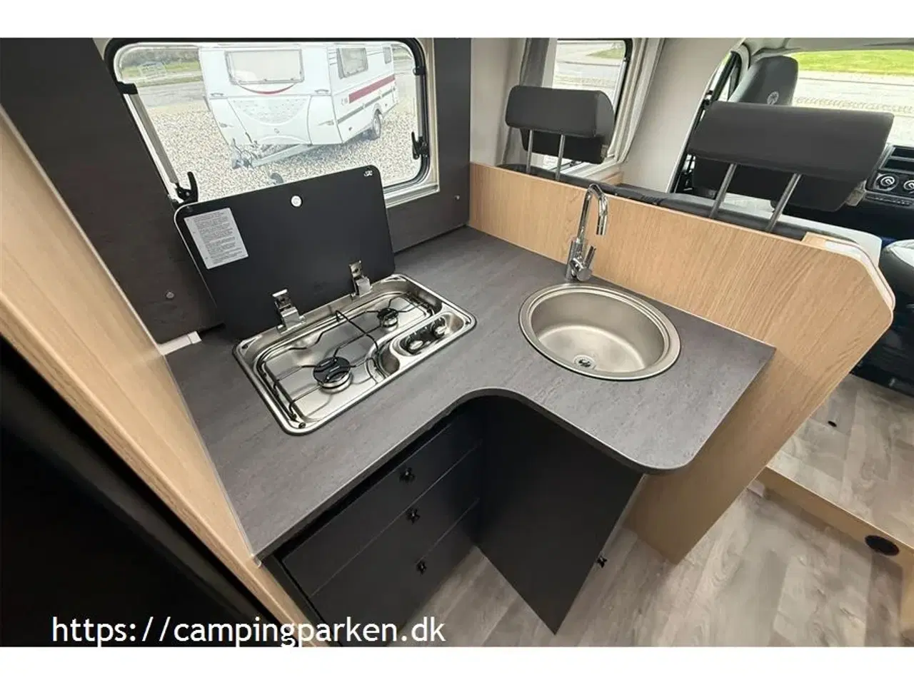 Billede 8 - 2026 - SunLight T 67 Adventure   Sunlights populære model med enkeltsenge, Adaptiv fartpilot, Nordic pakke og automatgear