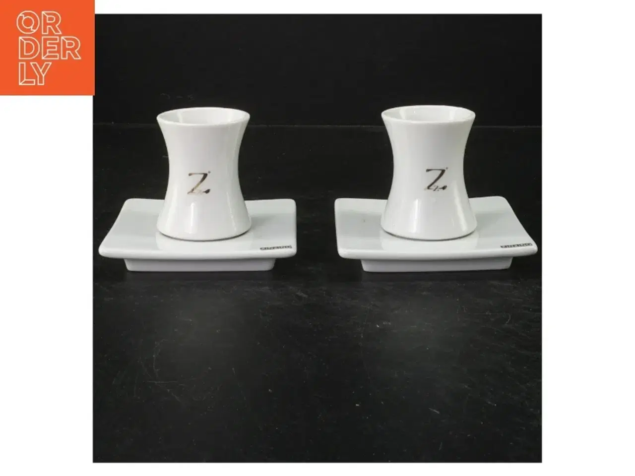 Billede 1 - Zinzino kopper med underkop fra Zinzino (str. Tallerkener. 11 x. 11 cm. kopper. ø. 5 cm)