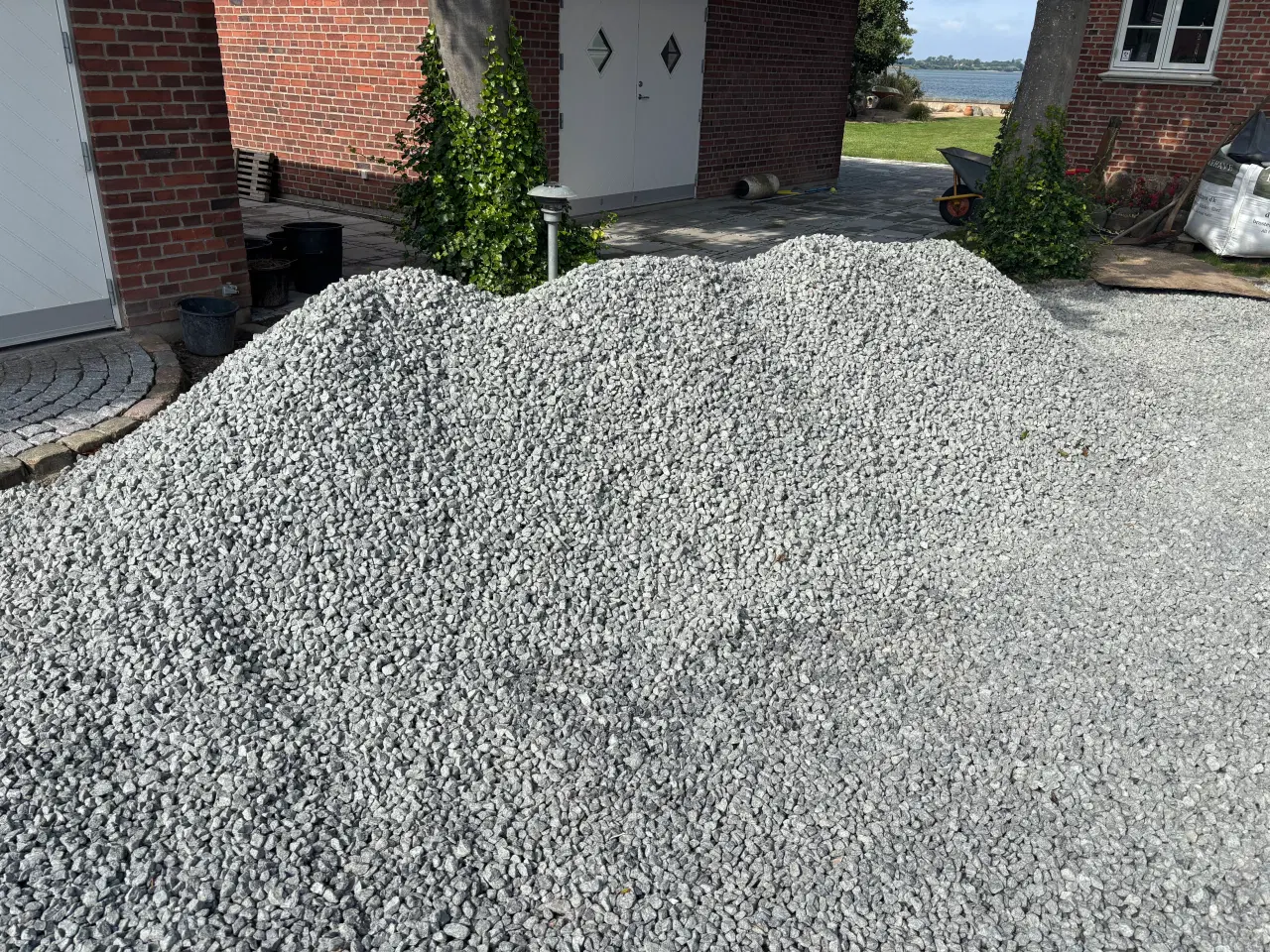 Billede 1 - Granitskærver til salg i Kerteminde 