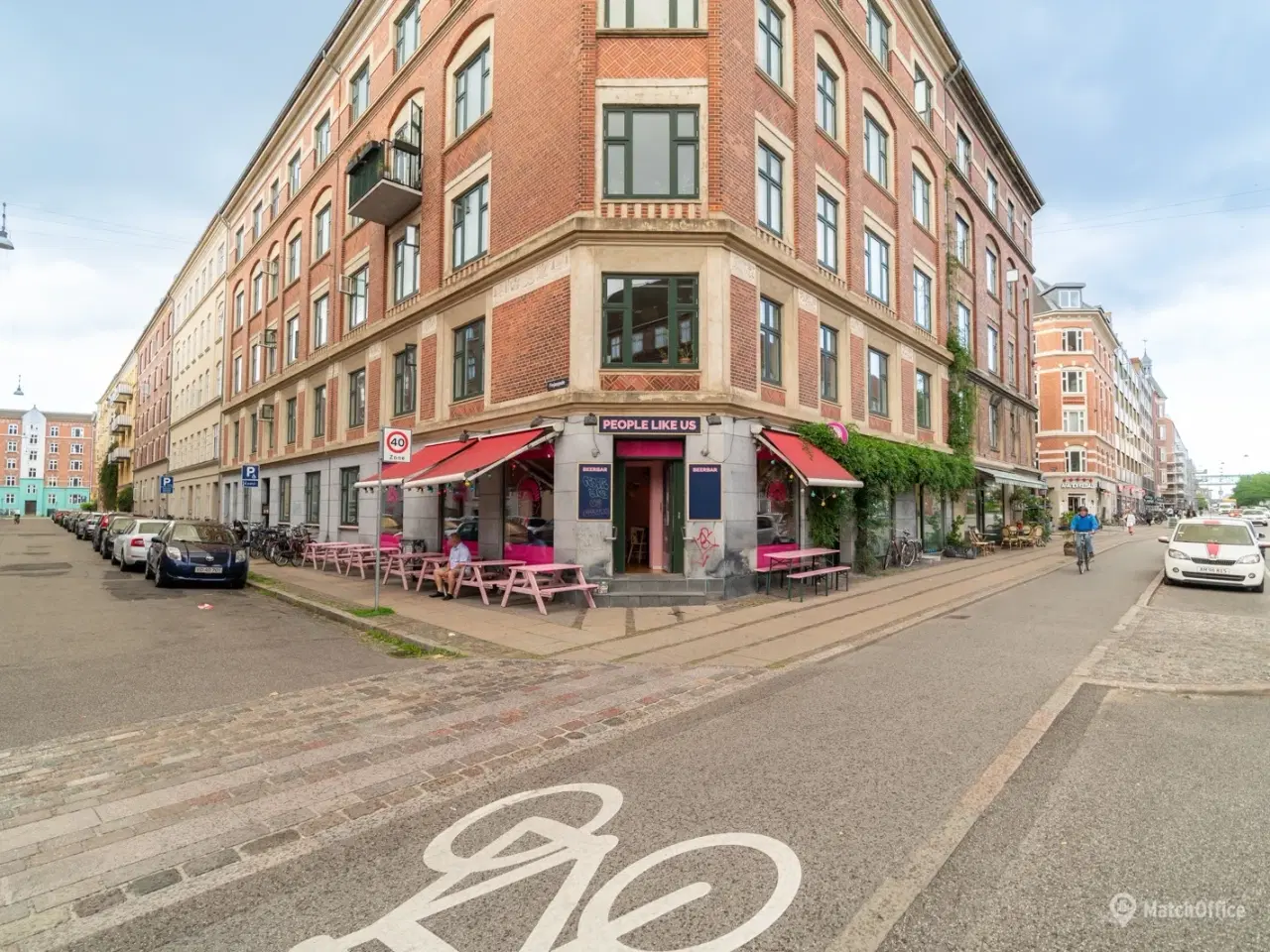 Billede 2 - Karakterfuld erhvervsandel med café-/barbevilling i hjertet af Nørrebro