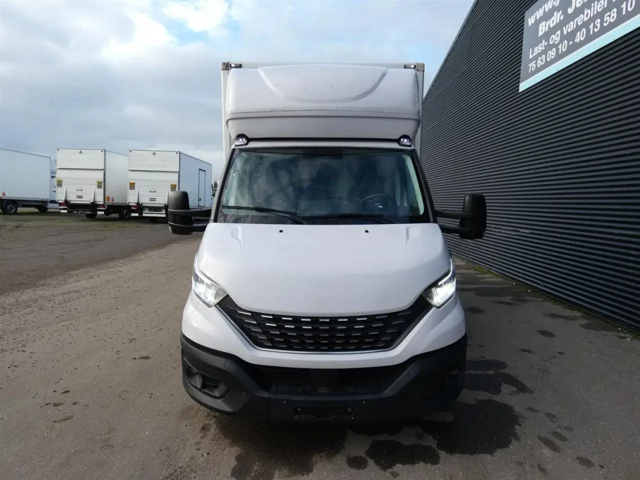 Billede 3 - Iveco Daily 35C18 3750mm 3,0 D 180HK Ladv./Chas. 8g Aut.