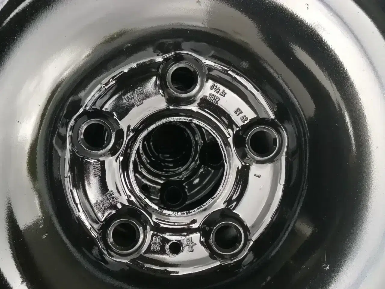 Billede 4 - 16" vinterdæk , Audi, Skoda, VW, Seat 5x112,