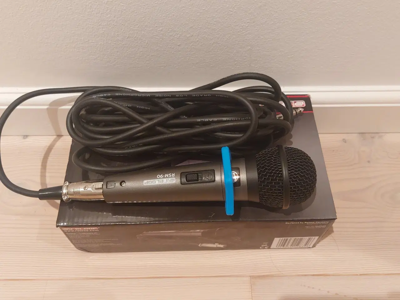 Billede 2 - UDLEJES - Kablet mikrofon