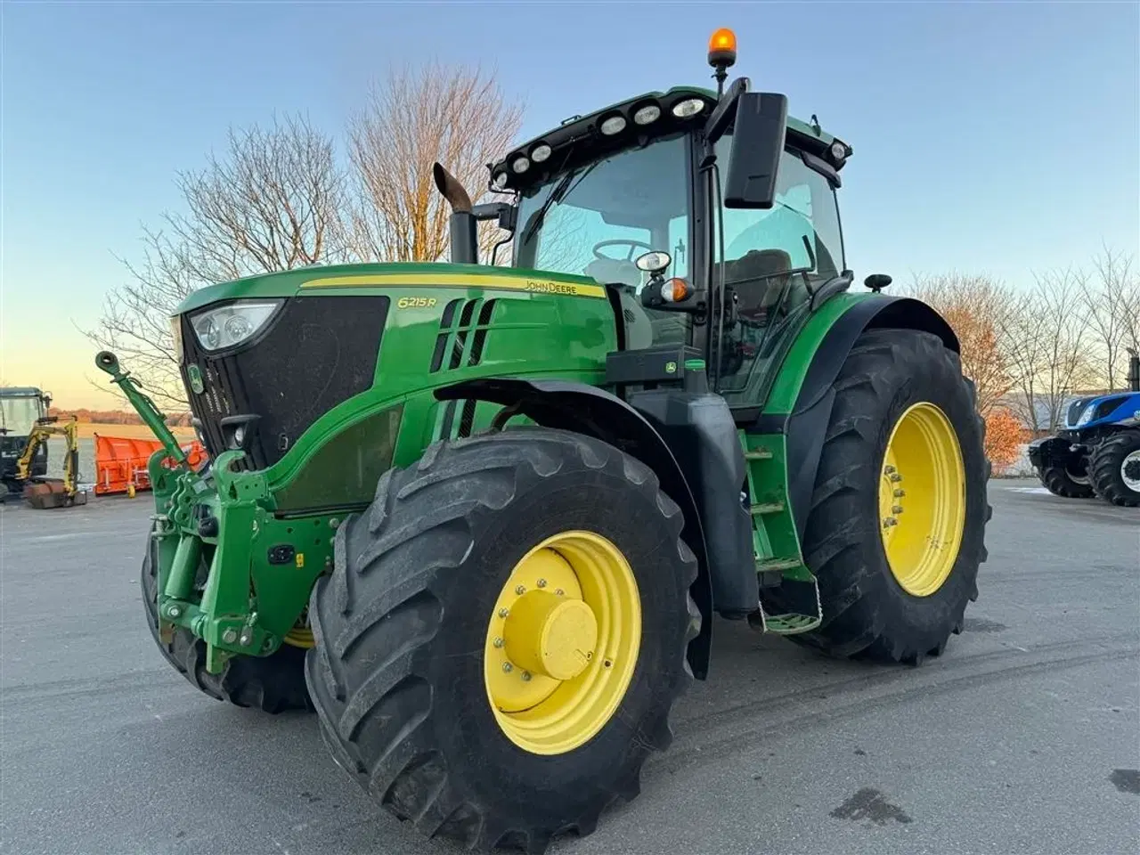 Billede 1 - John Deere 6215R KUN 4900 TIMER!