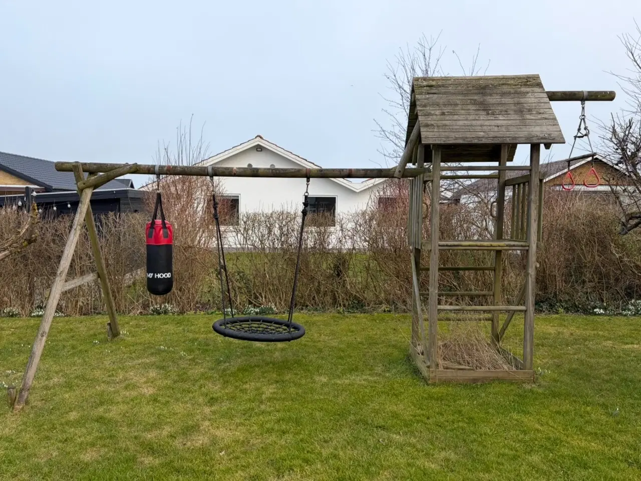 Billede 1 - Legestativ, inkl. udstyr, brugt men okay