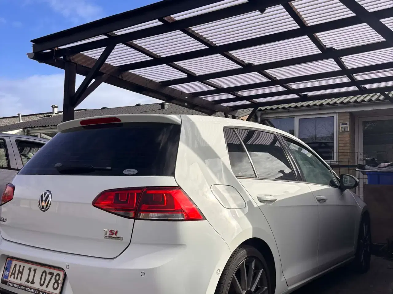 Billede 3 - Flot bil i hvid farve vw golf