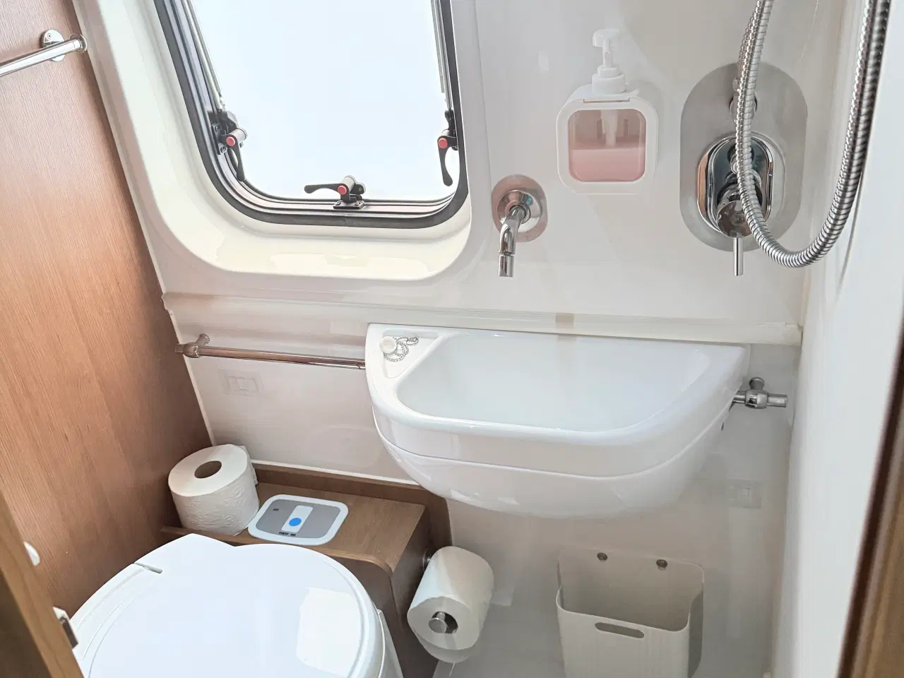 Billede 5 - Autocamper Chausson 