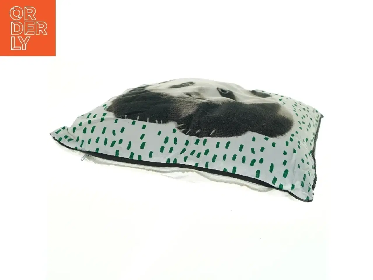 Billede 2 - Pude med panda motiv (str. 30 x 30 cm)