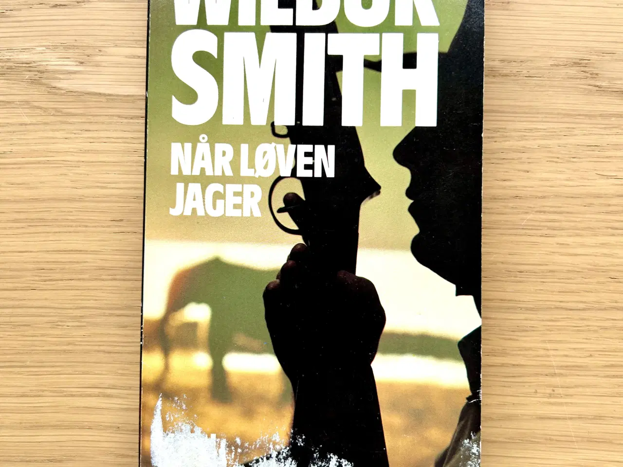 Billede 5 - Sæt med 2 bøger af Wilbur Smith – 50 kr. pr. stk.
