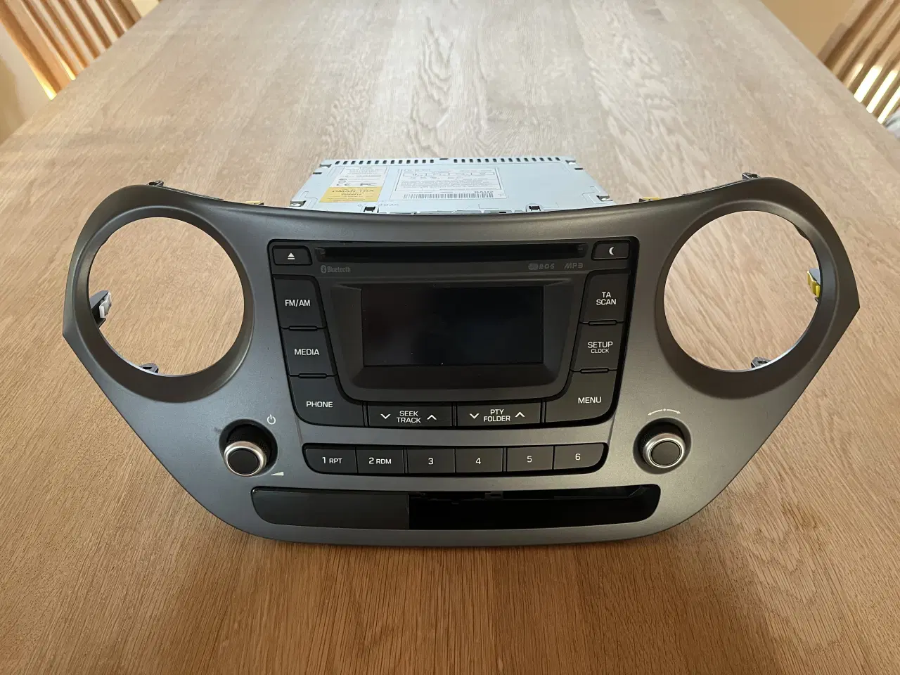 Billede 1 - Hyundai I 10 original Radio.
