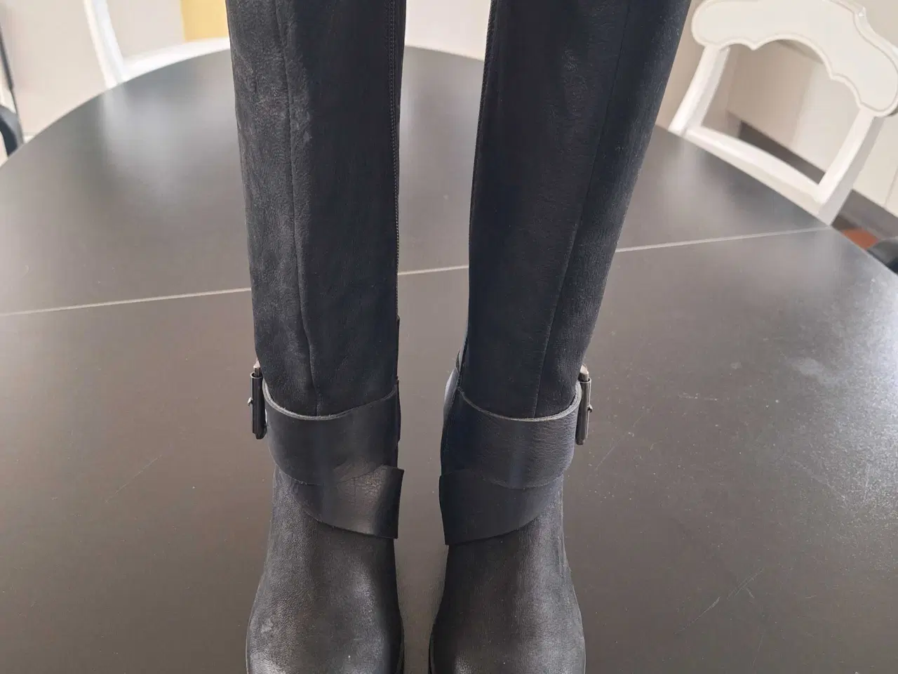 Billede 1 - Damestøvler str 39