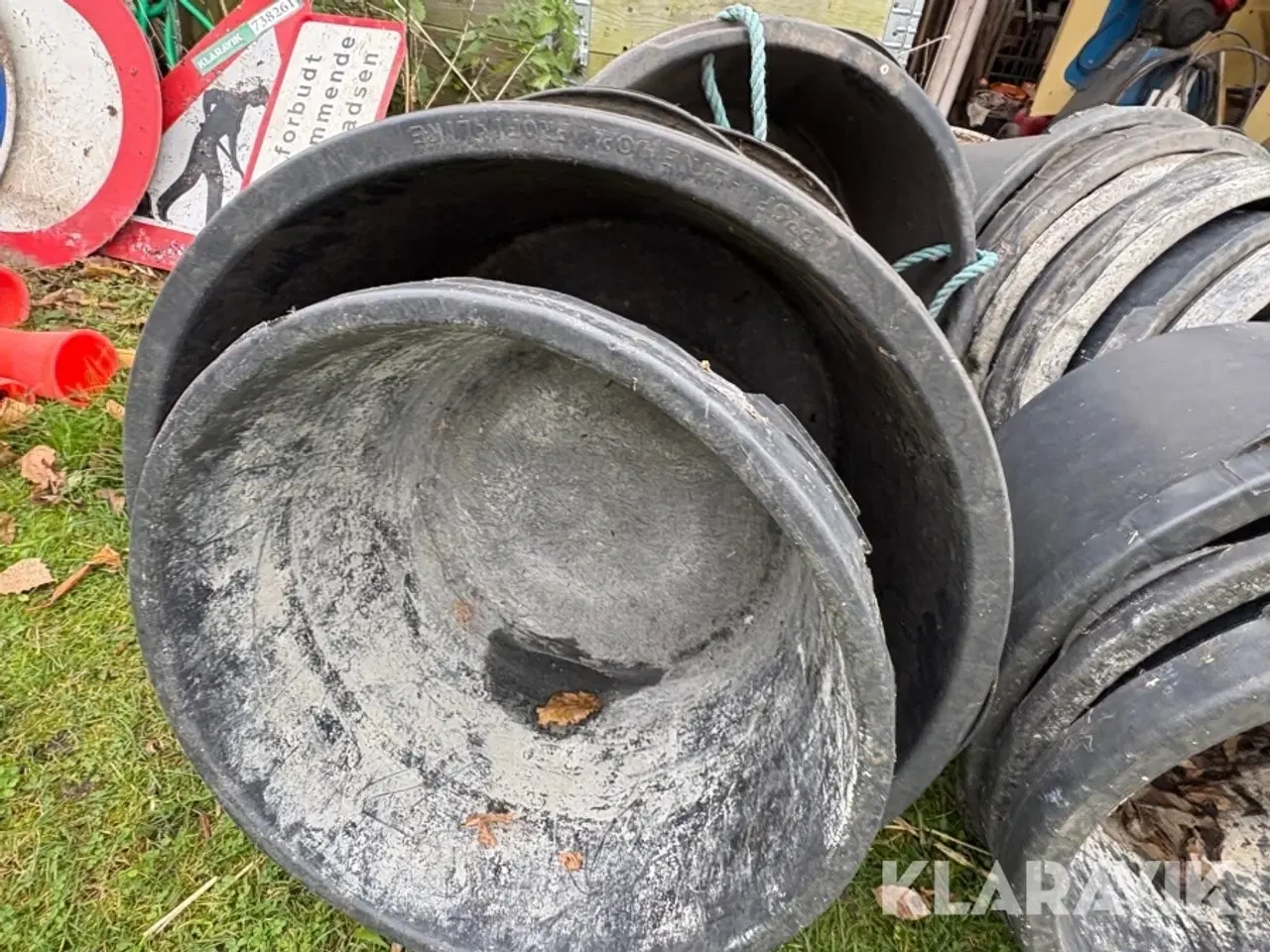 Billede 12 - Murerbaljer 23 styks og 4 små spande