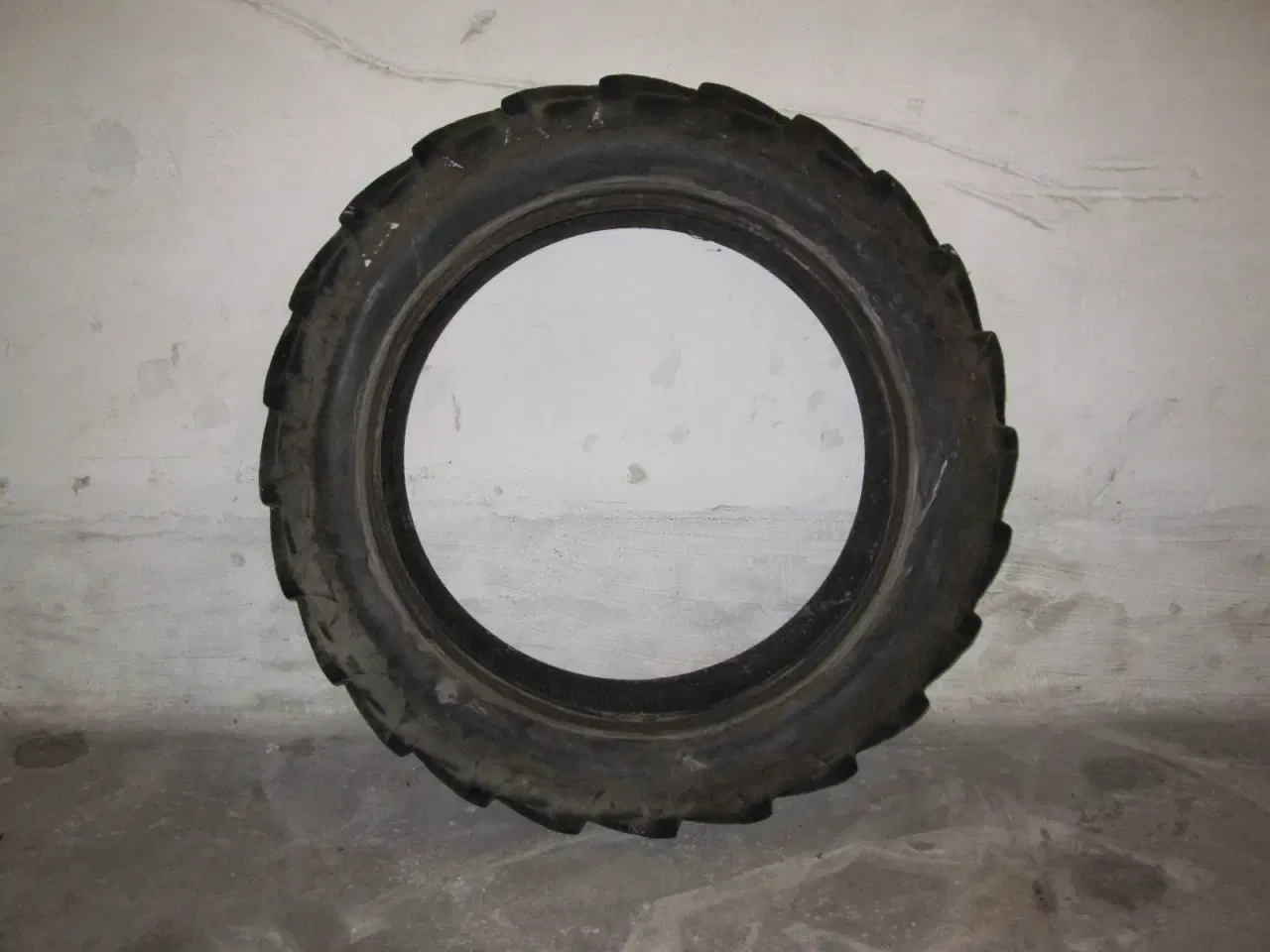 Billede 1 - Alliance traktordæk 13,6 x 38"/12 x 38
