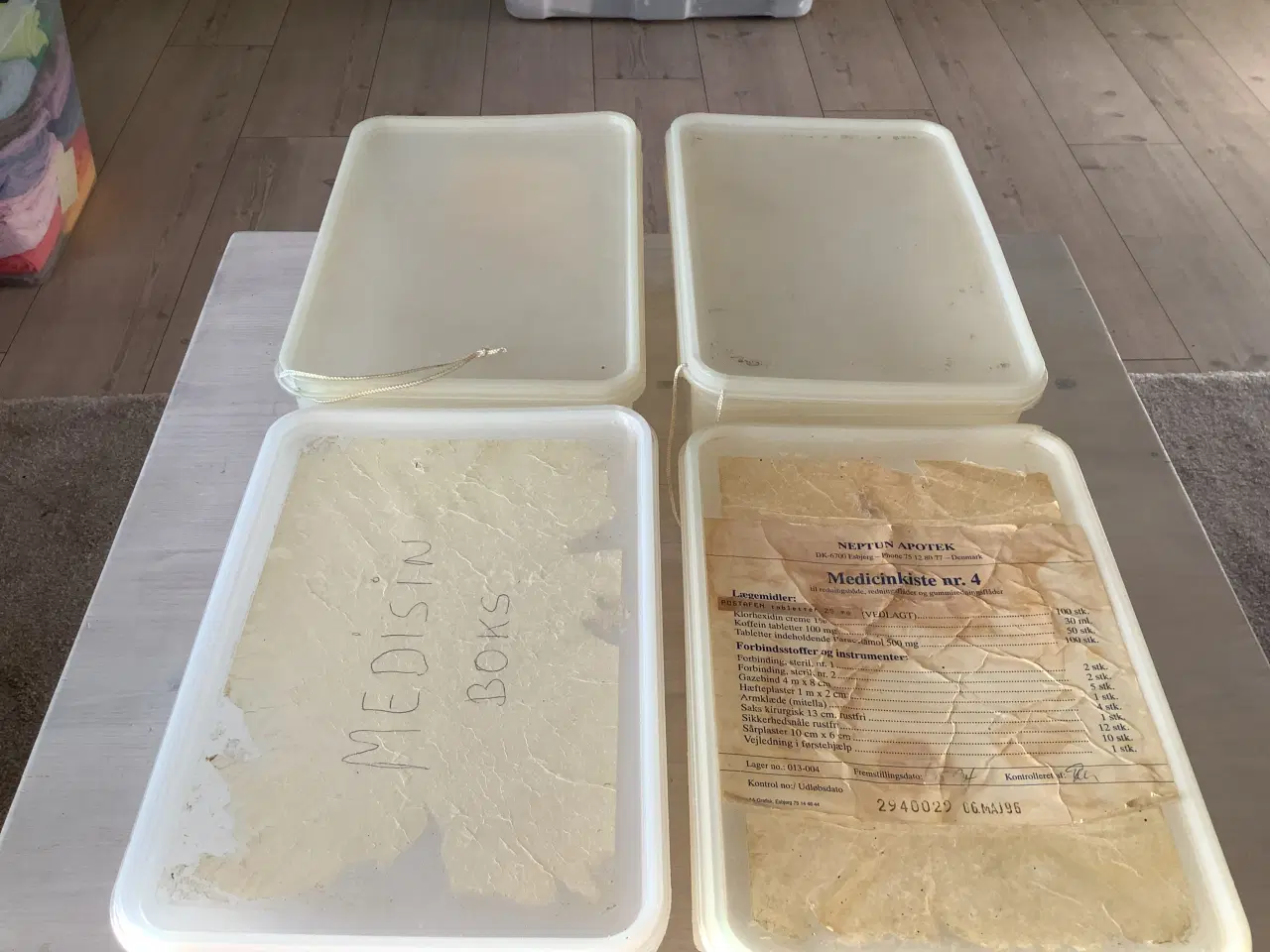 Billede 1 - Gamle medicin kiste fra Neptun Apotek.