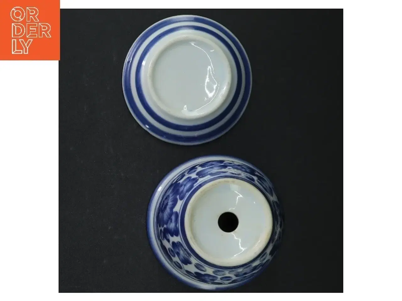 Billede 4 - Porcelænskrukke med underkop (str. H 9 cm. ø. 10 cm)