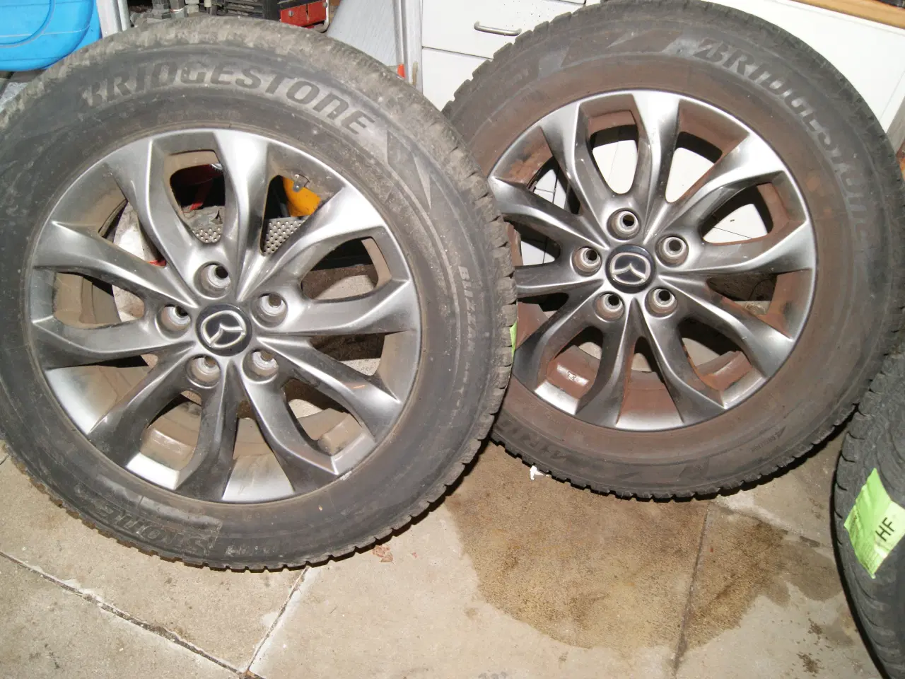 Billede 1 -  Bridgestone dæk 16 tommer  fra 2008  til Mazda 3