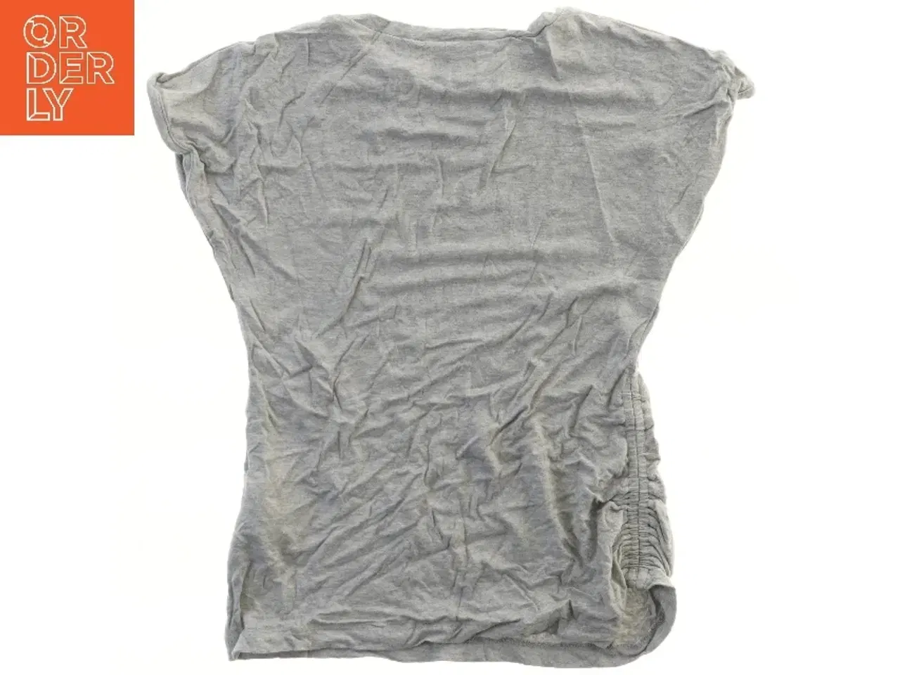 Billede 2 - Grå T-Shirt med hjerter fra VRS (str. 110)