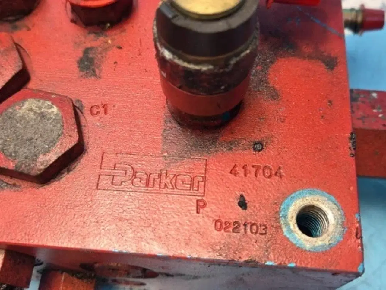 Billede 4 - Case 2388 Hydraulikventil 124235A3